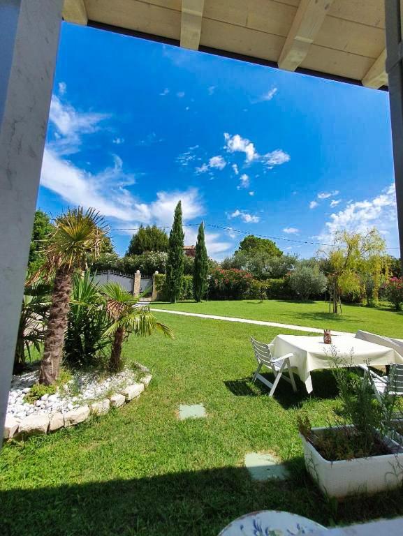 Villa Claudia Bardolino Luaran gambar